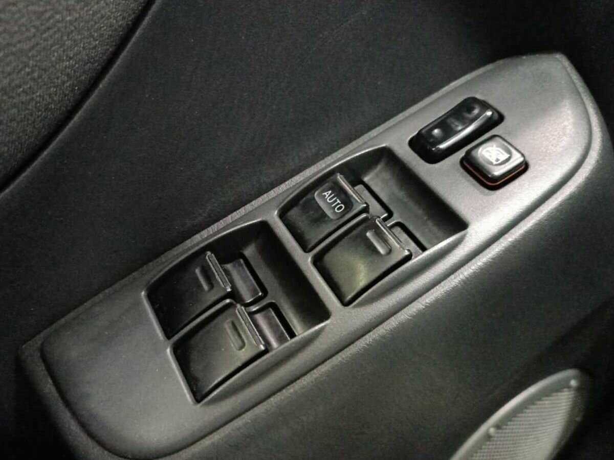 Купить Toyota RAV4 с пробегом. Фото: #15