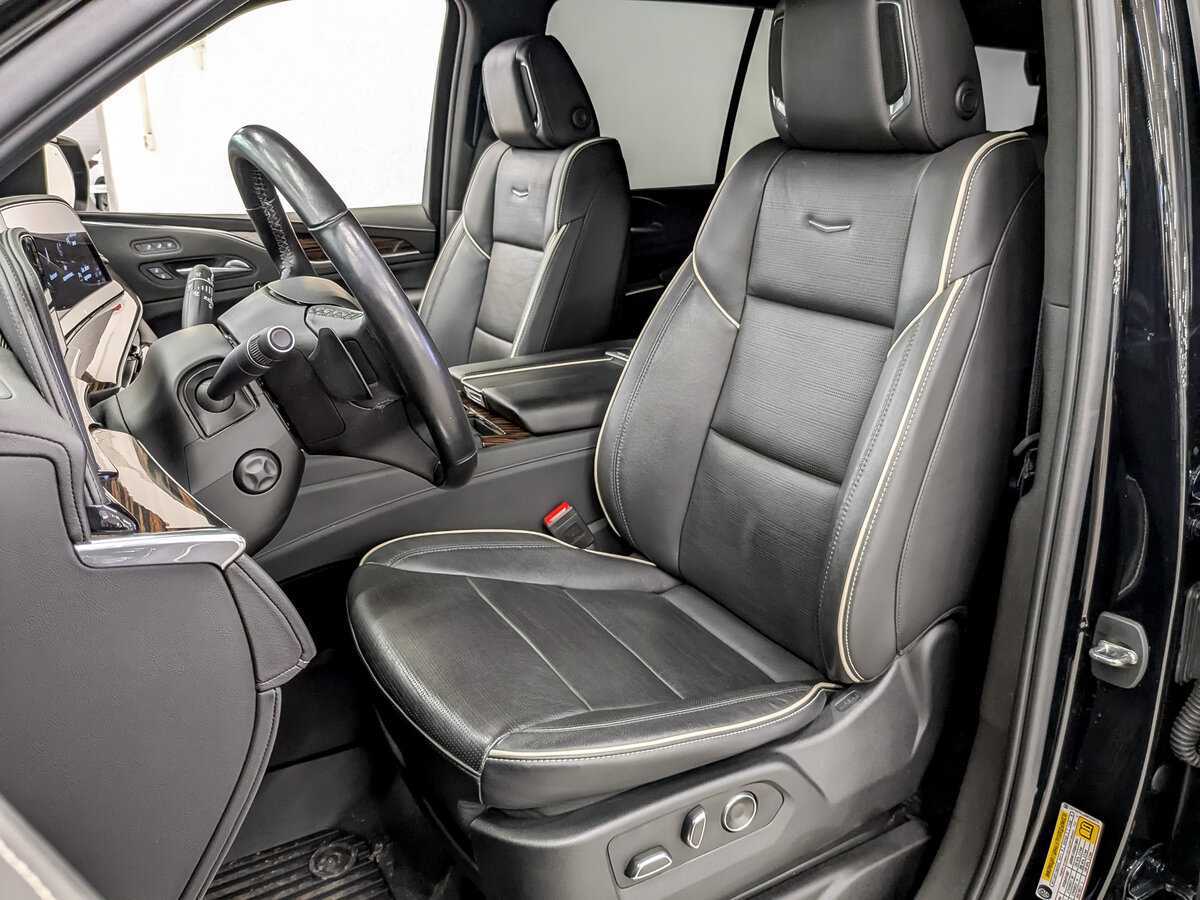 Купить Cadillac Escalade с пробегом. Фото: #17
