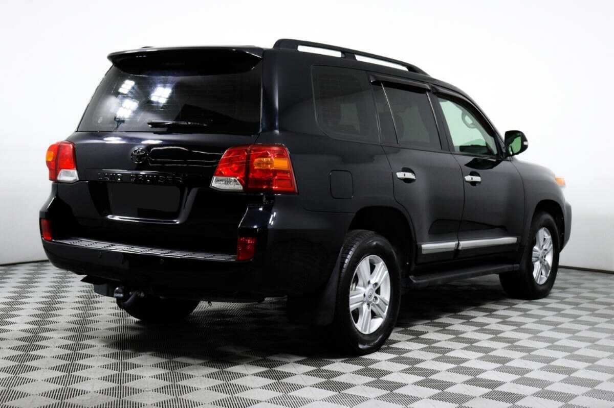 Купить Toyota Land Cruiser с пробегом. Фото: #4