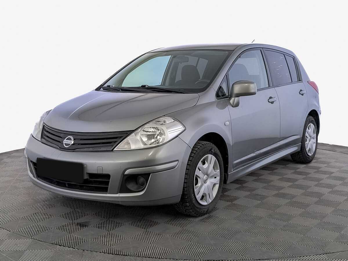 Купить Nissan Tiida с пробегом. Фото: #0