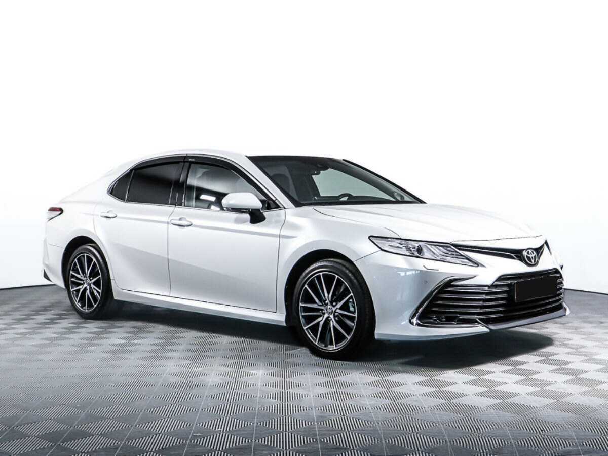 Купить Toyota Camry с пробегом. Фото: #2