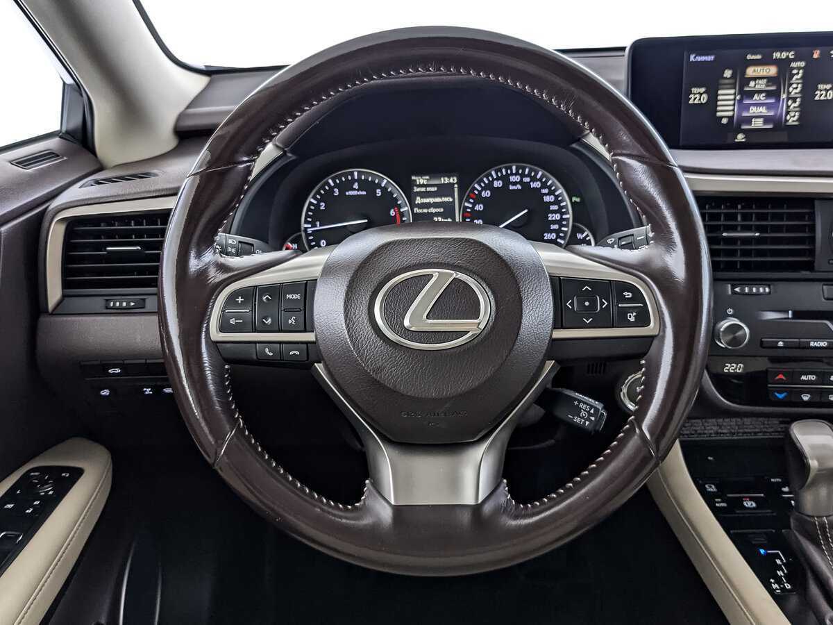 Купить Lexus RX с пробегом. Фото: #17