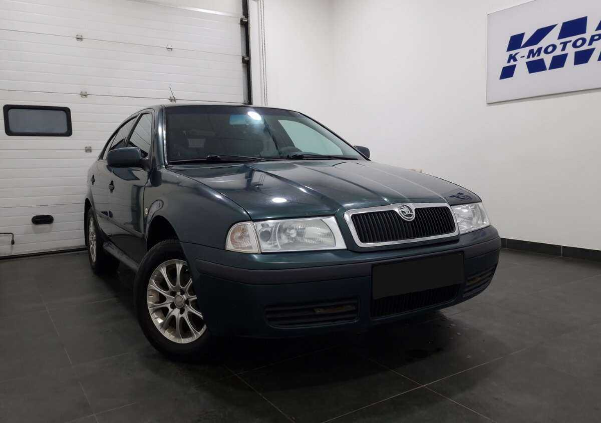 Купить Skoda Octavia с пробегом. Фото: #2