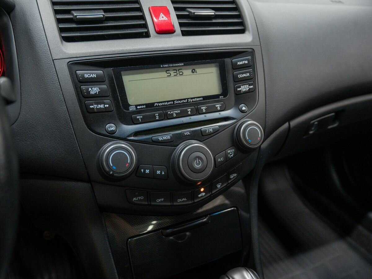 Купить Honda Accord с пробегом. Фото: #16