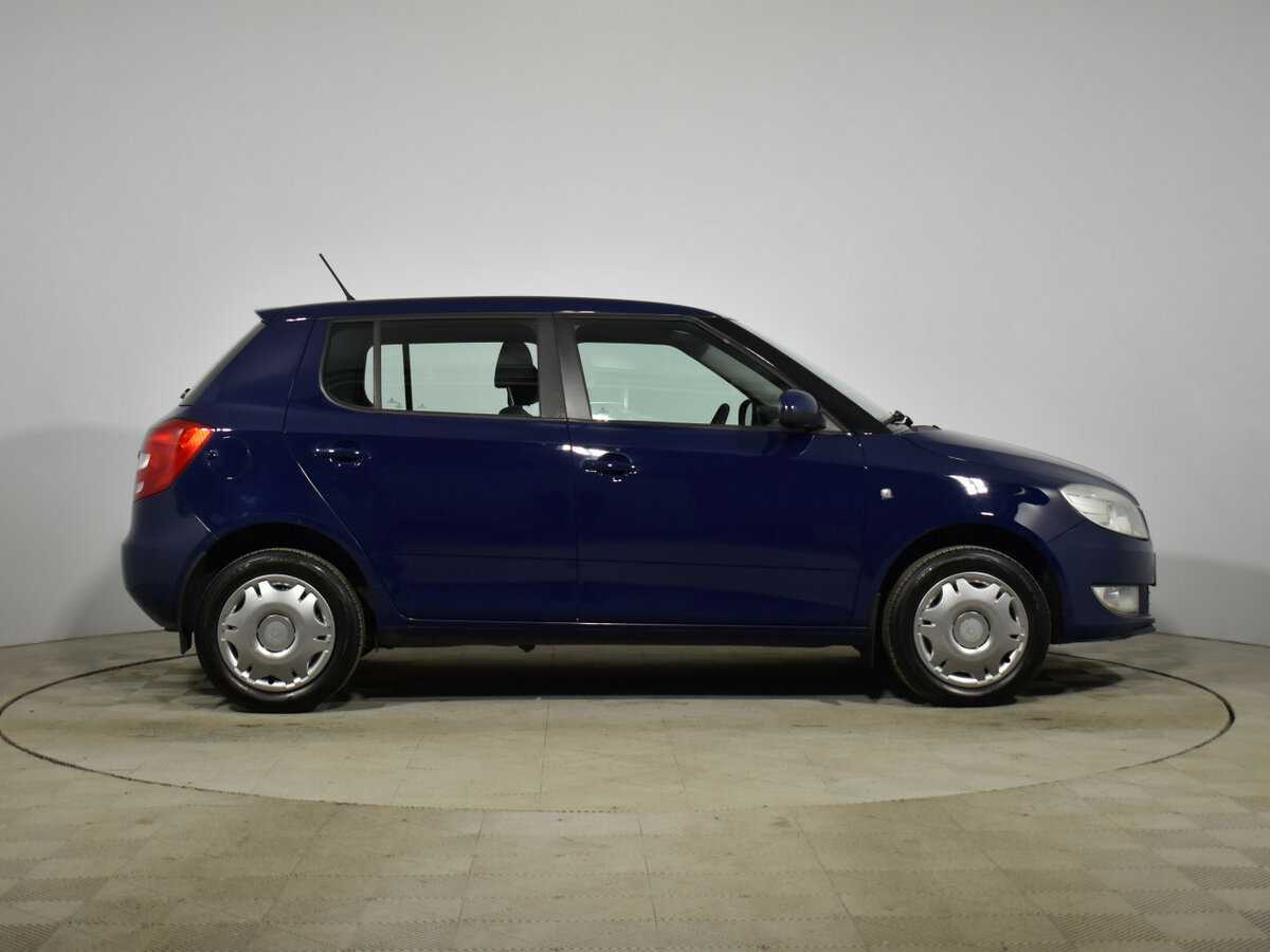 Купить Skoda Fabia с пробегом. Фото: #3
