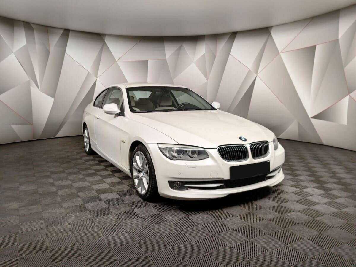 Купить BMW 3 серии с пробегом. Фото: #2