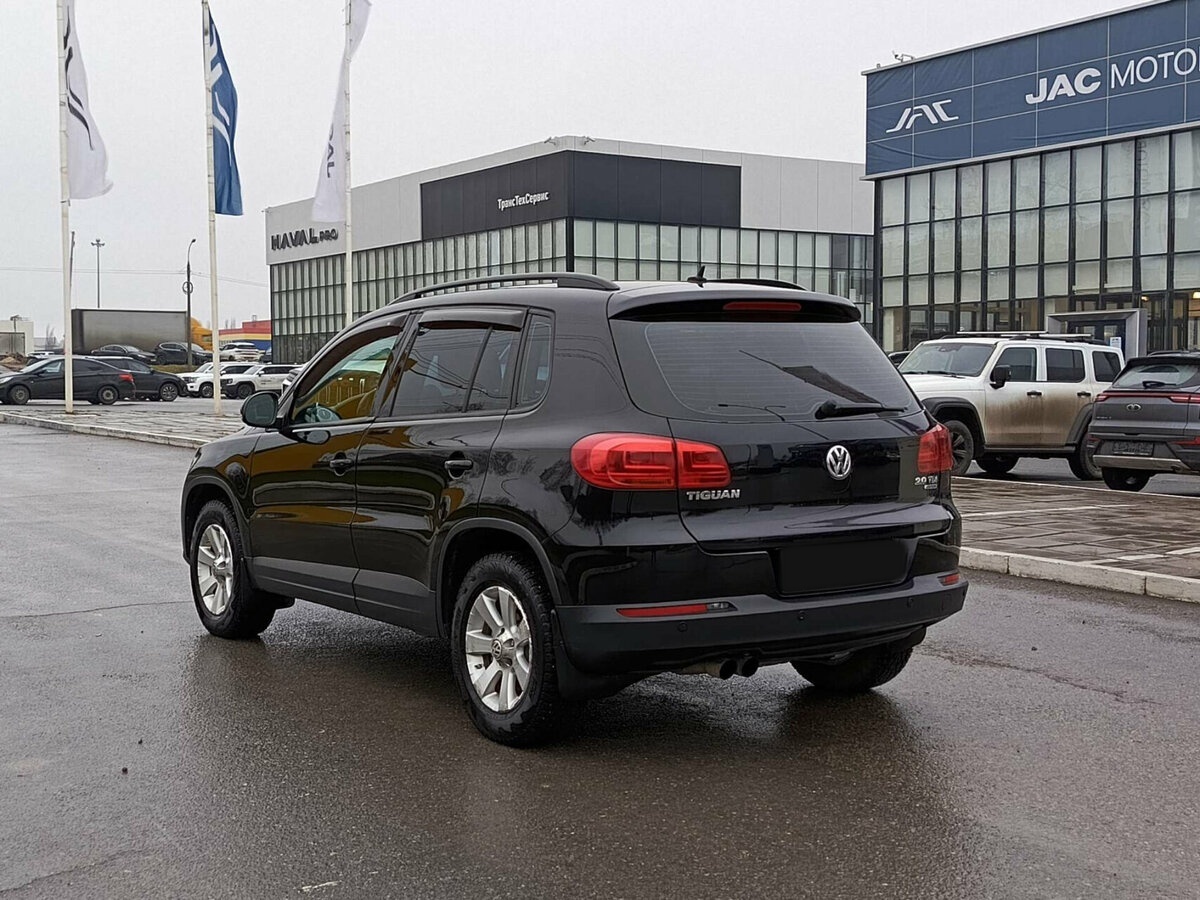 Купить Volkswagen Tiguan с пробегом. Фото: #6