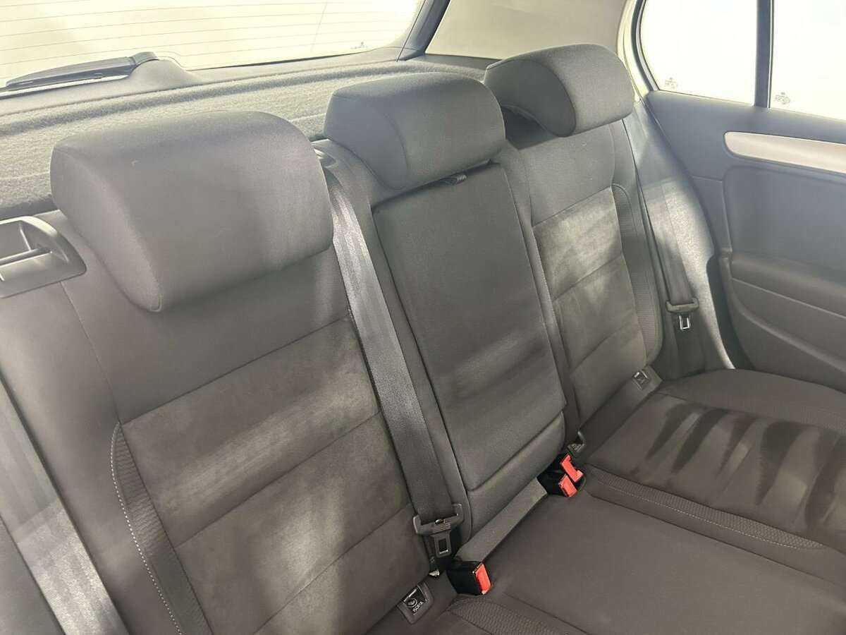 Купить Volkswagen Golf с пробегом. Фото: #13