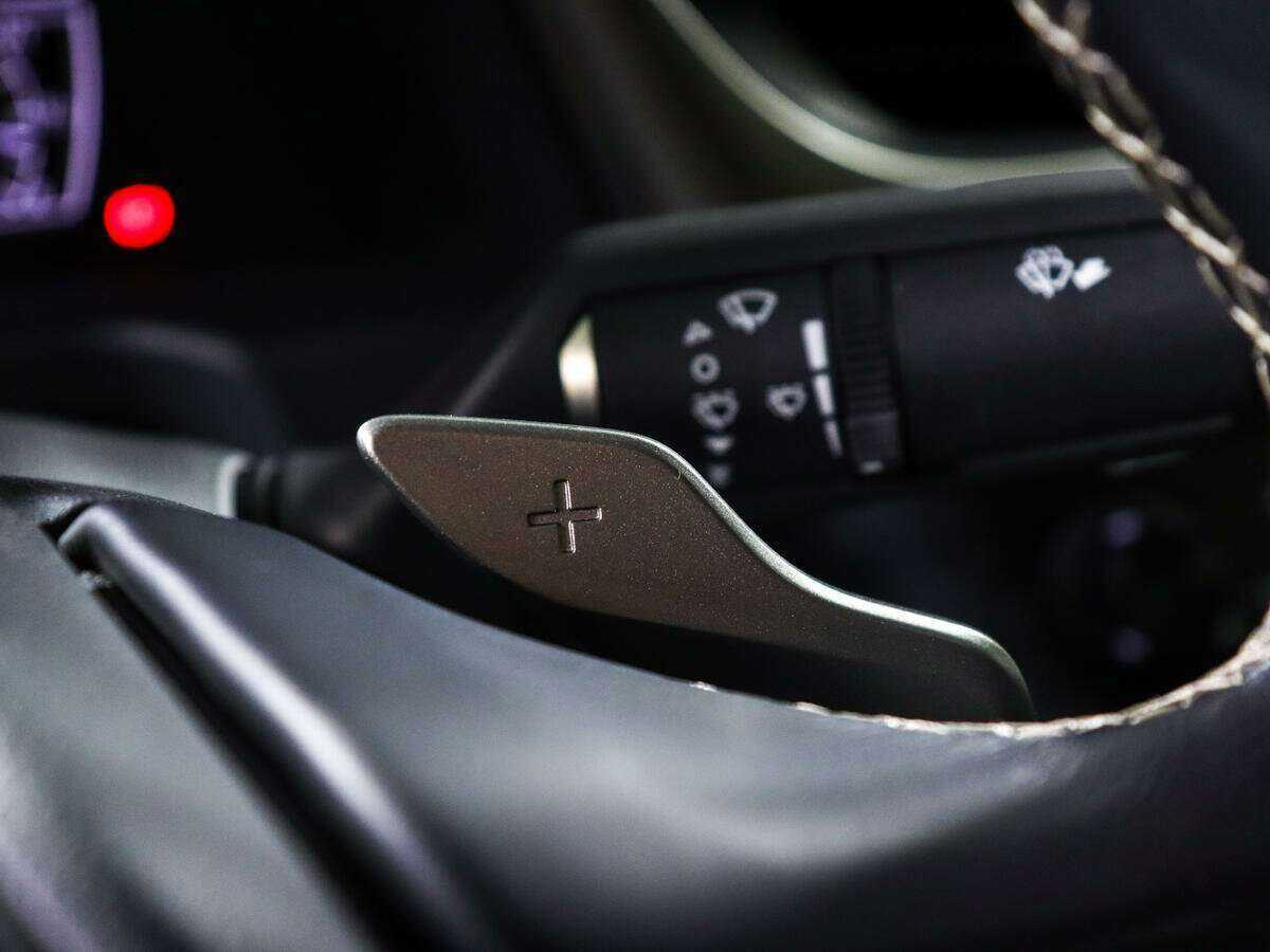 Купить Lexus ES с пробегом. Фото: #22