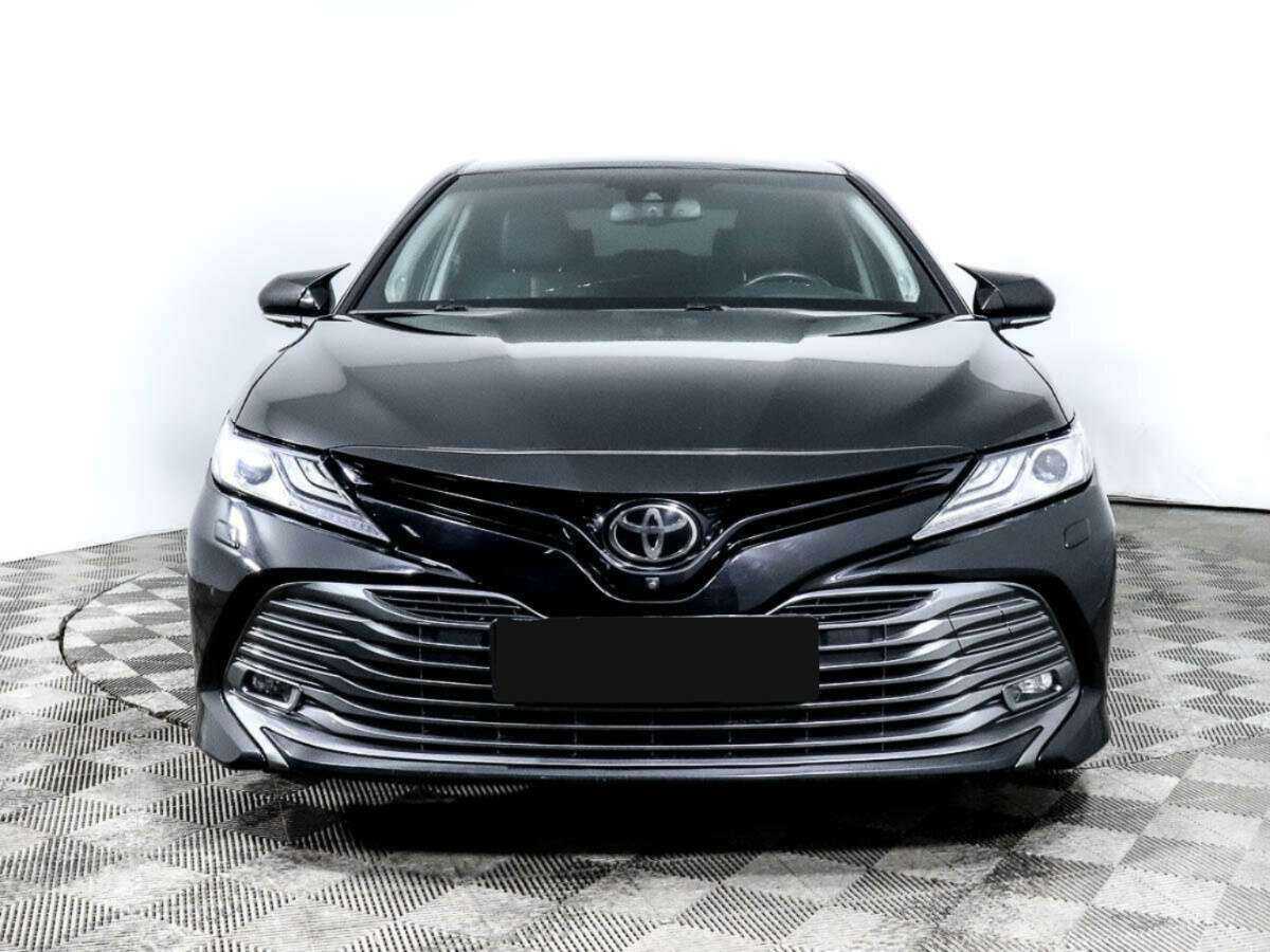Купить Toyota Camry с пробегом. Фото: #1