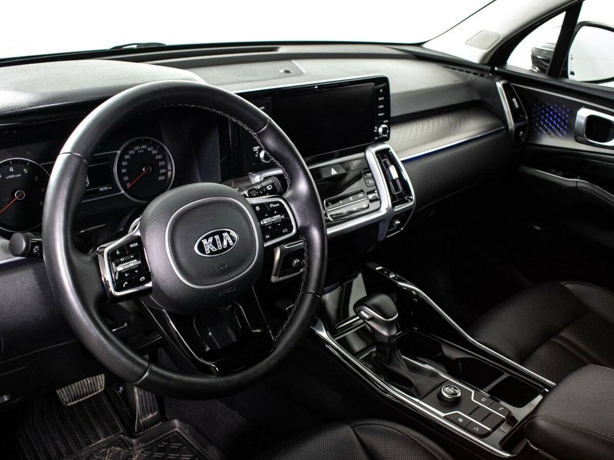Купить Kia Sorento с пробегом. Фото: #9