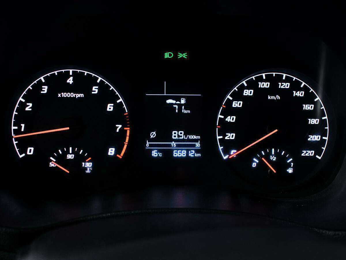 Купить Hyundai Solaris с пробегом. Фото: #10