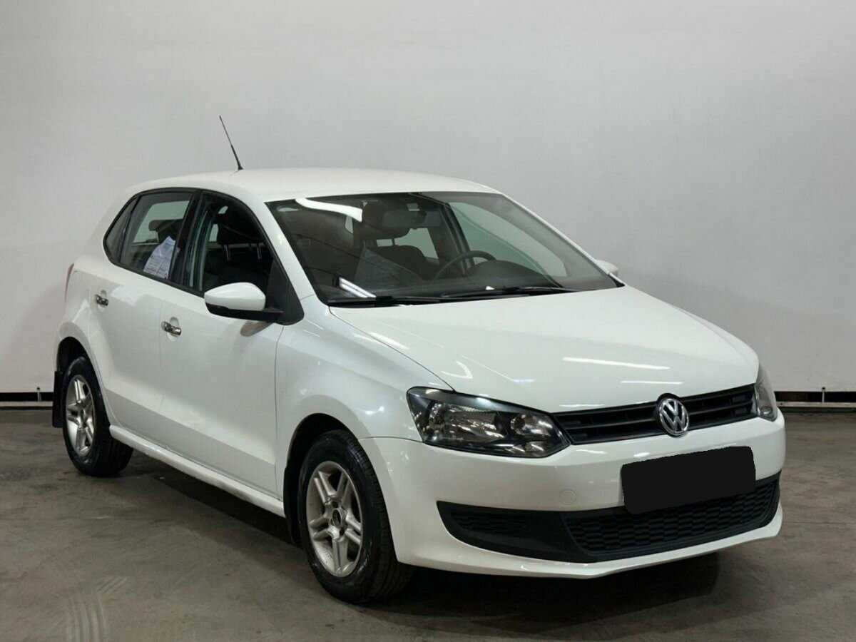 Купить Volkswagen Polo с пробегом. Фото: #2