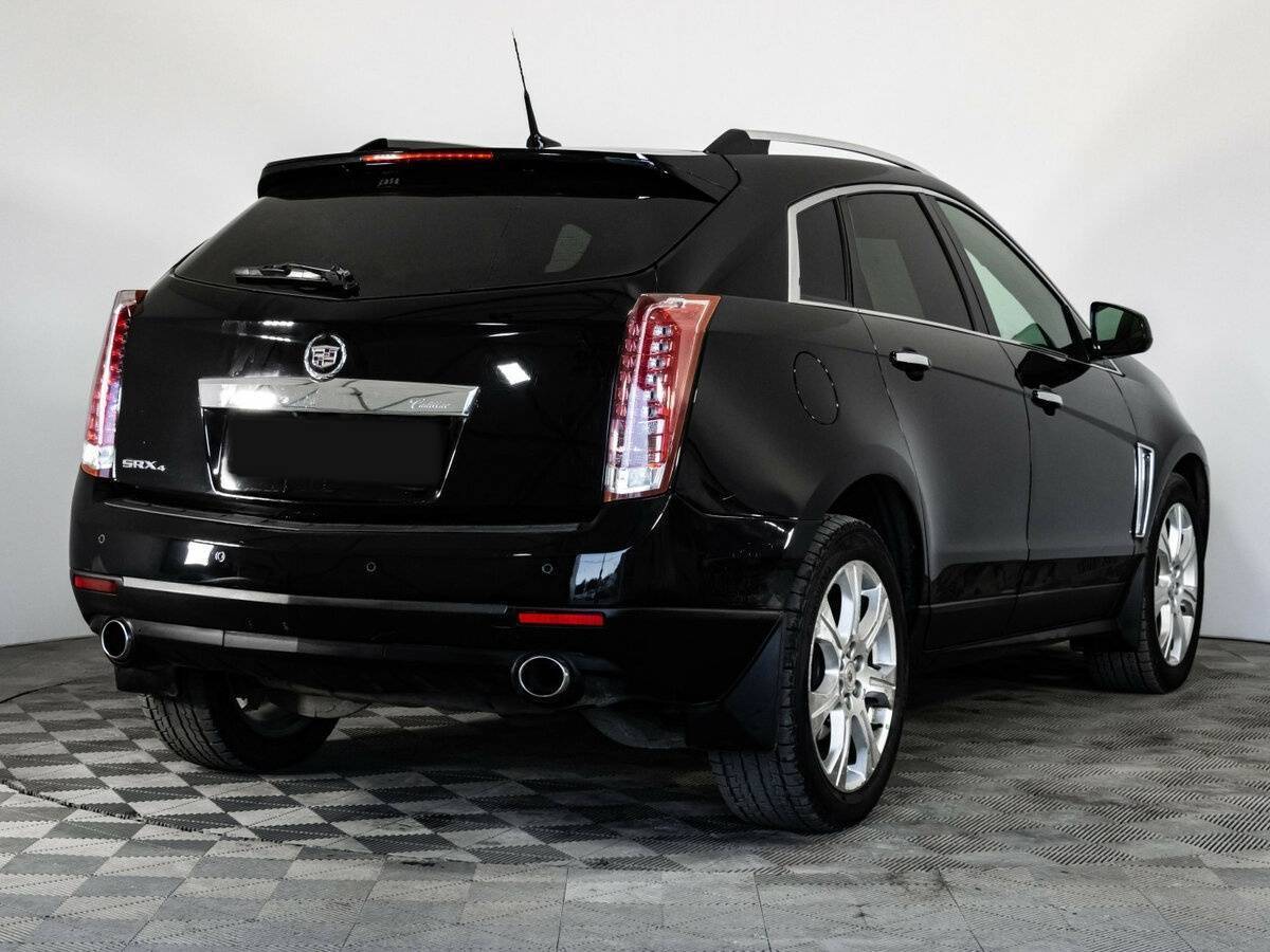 Купить Cadillac SRX с пробегом. Фото: #4