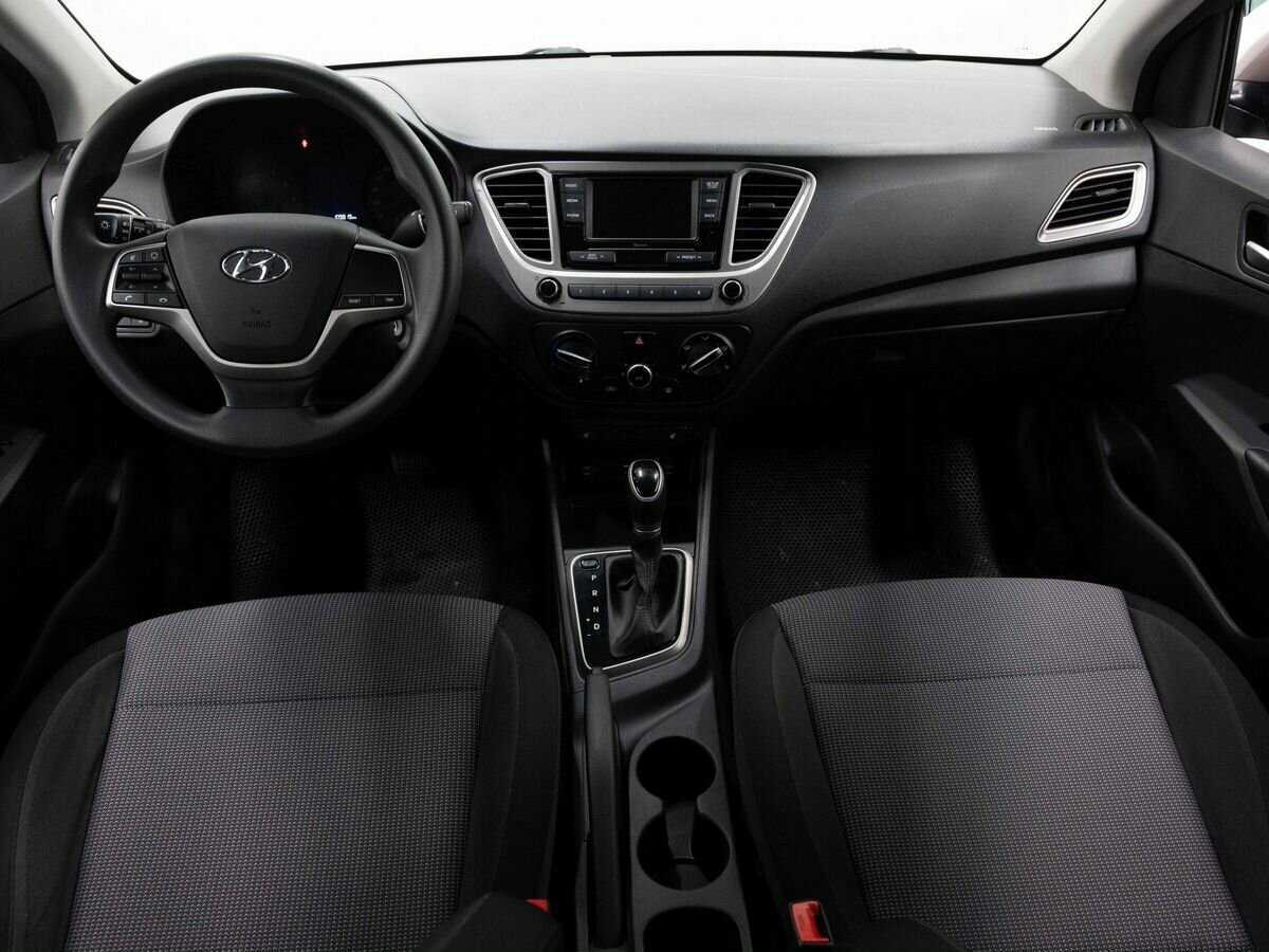 Купить Hyundai Solaris с пробегом. Фото: #14