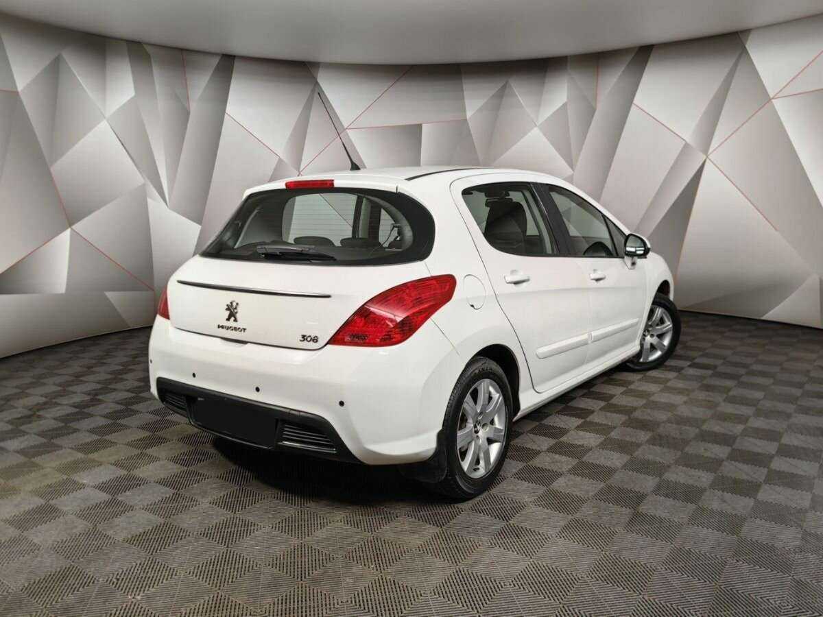Купить Peugeot 308 с пробегом. Фото: #1