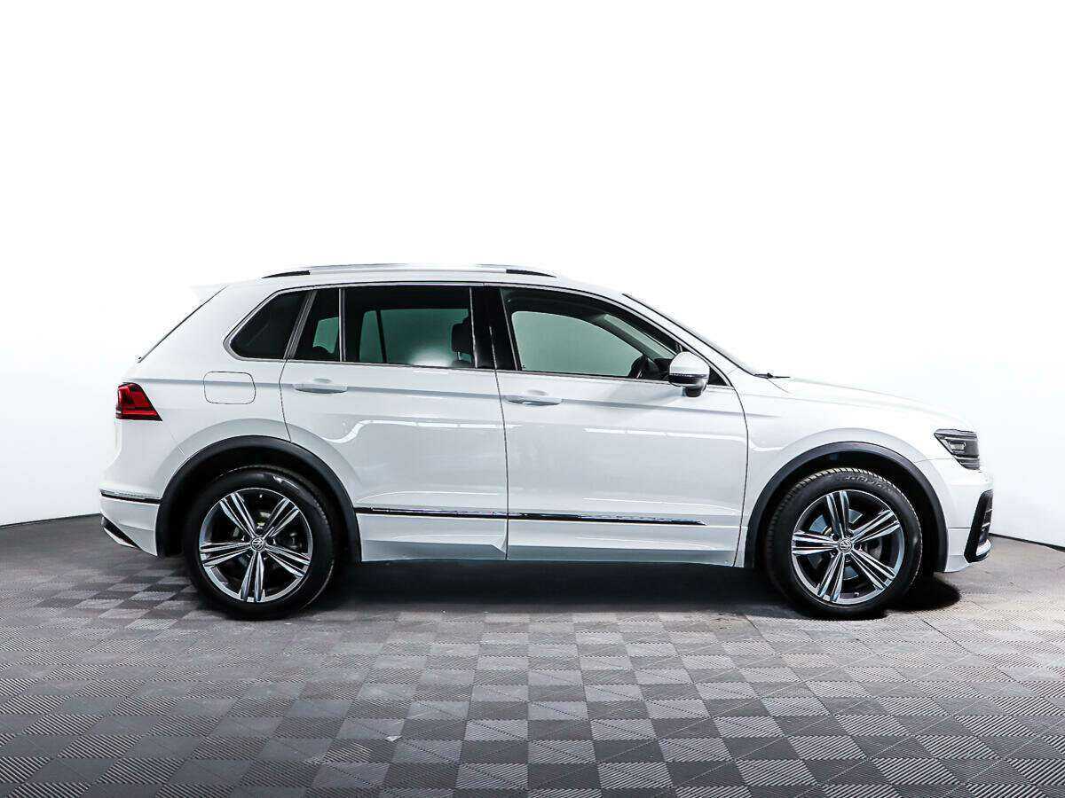 Купить Volkswagen Tiguan с пробегом. Фото: #3