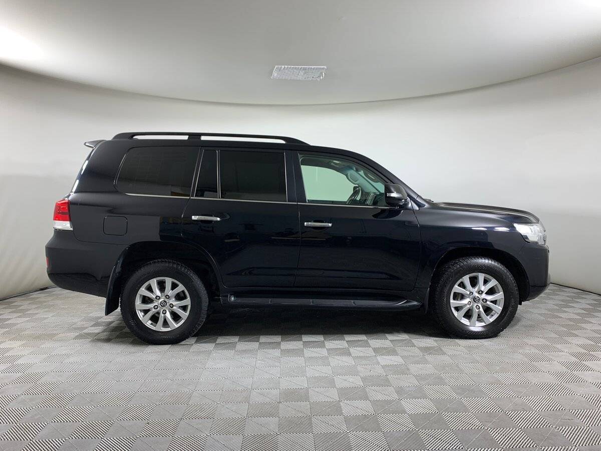 Купить Toyota Land Cruiser с пробегом. Фото: #3