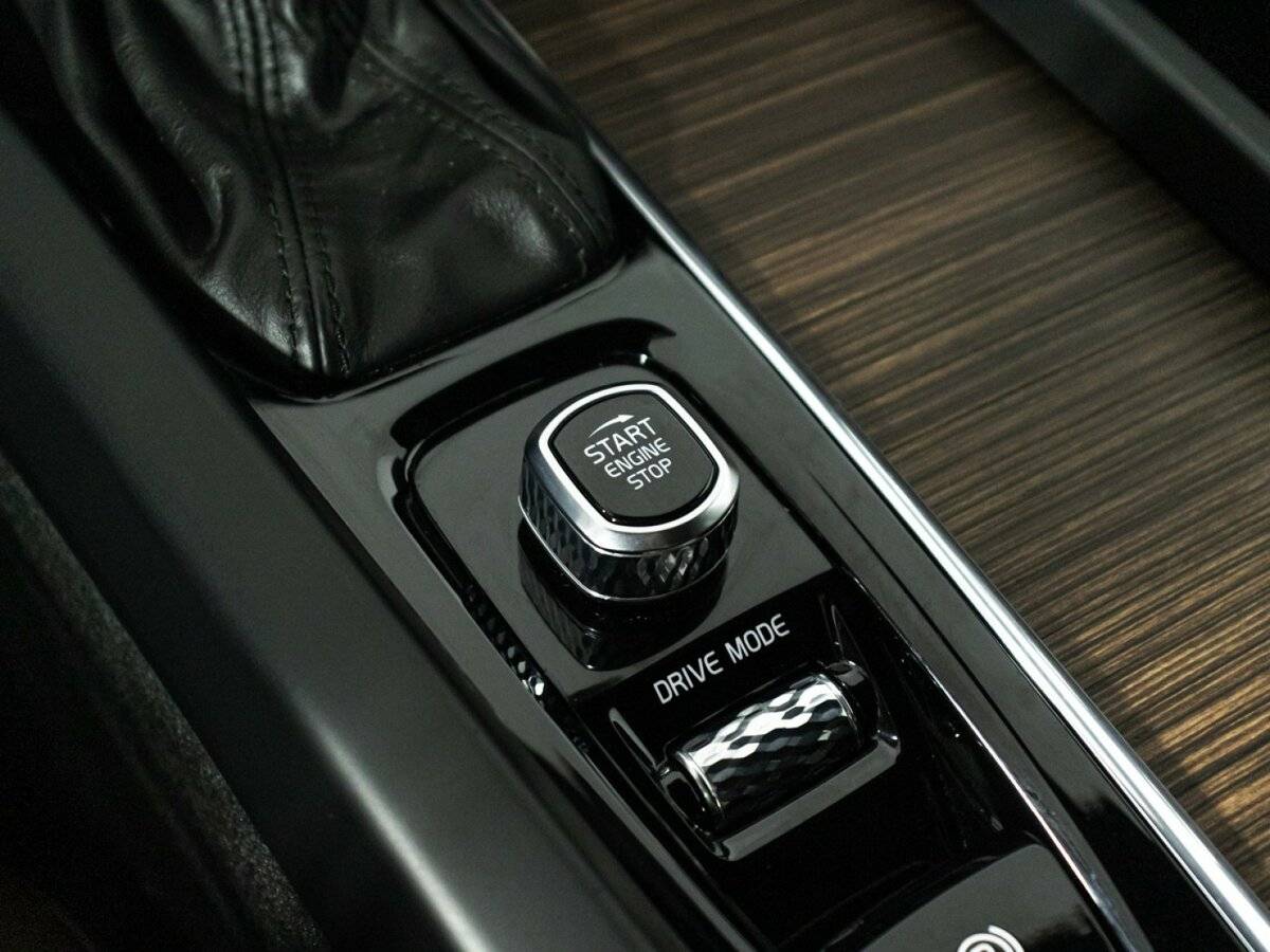 Купить Volvo XC60 с пробегом. Фото: #15