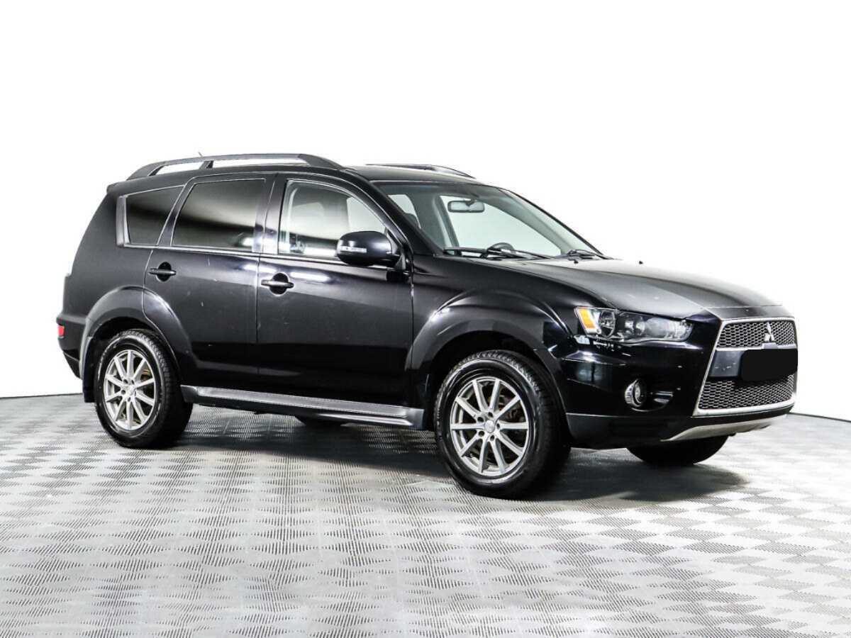 Купить Mitsubishi Outlander с пробегом. Фото: #1