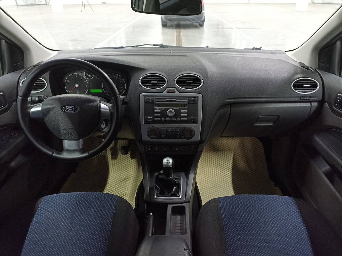 Купить Ford Focus с пробегом. Фото: #13