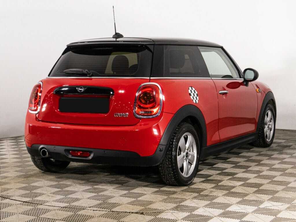 Купить Mini Hatch с пробегом. Фото: #4