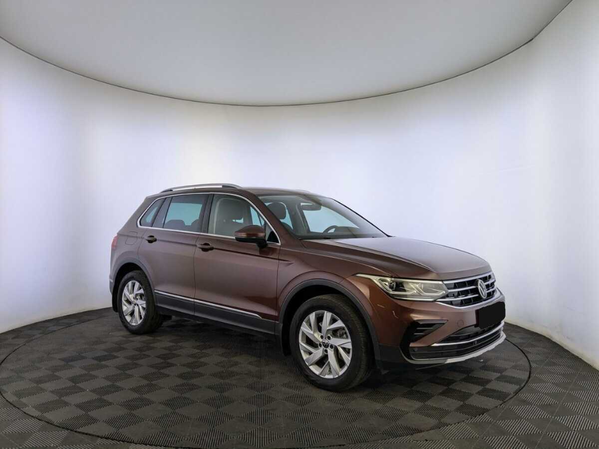 Купить Volkswagen Tiguan с пробегом. Фото: #2