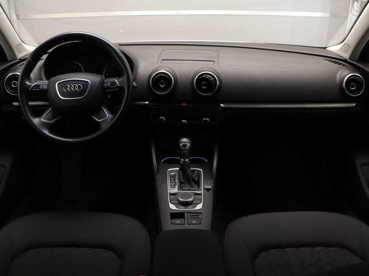 Купить Audi A3 с пробегом. Фото: #8