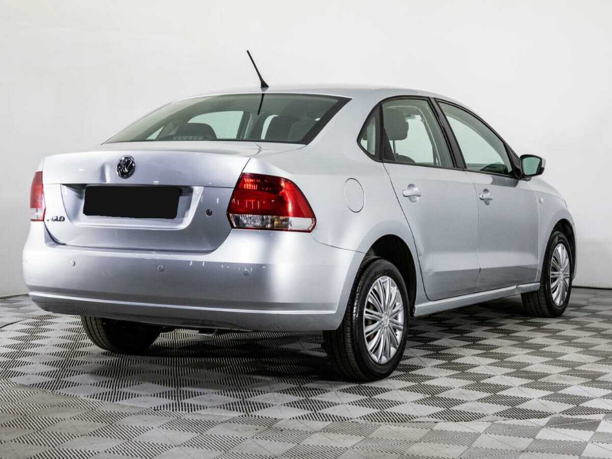Купить Volkswagen Polo с пробегом. Фото: #4