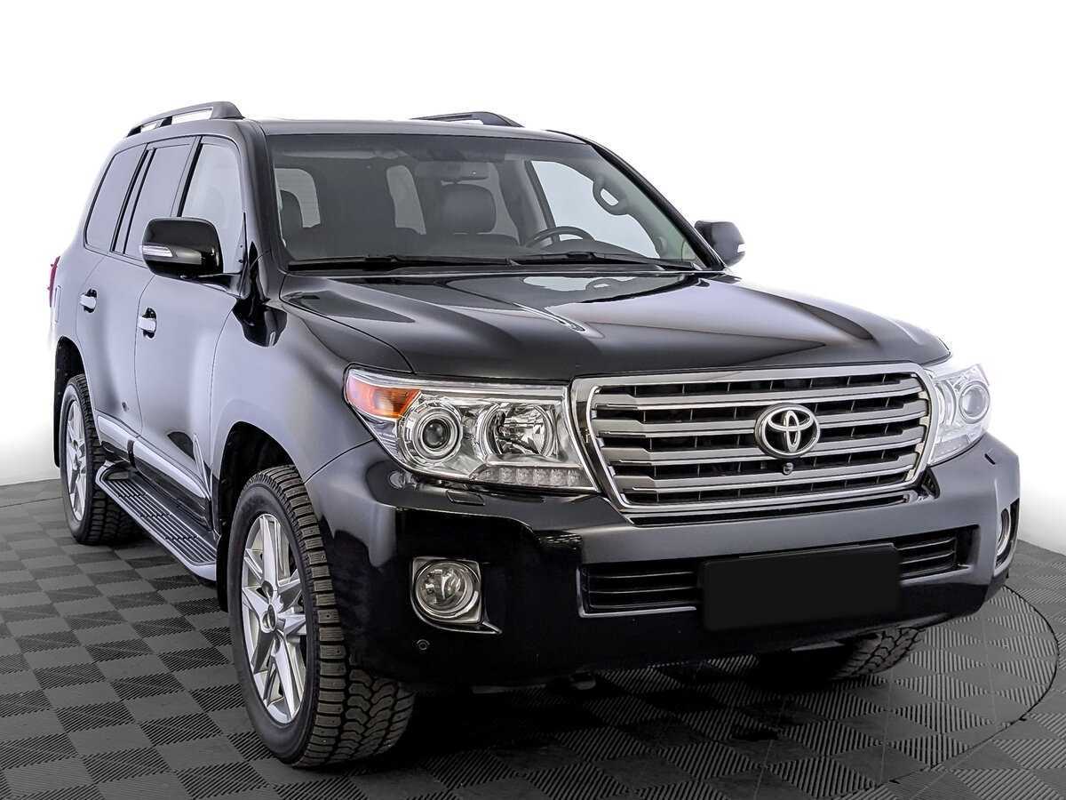 Купить Toyota Land Cruiser с пробегом. Фото: #2