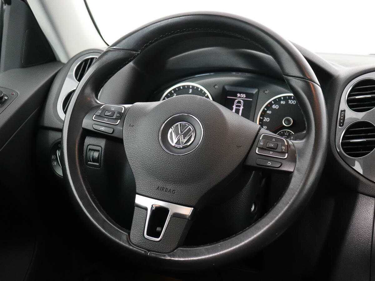 Купить Volkswagen Tiguan с пробегом. Фото: #13