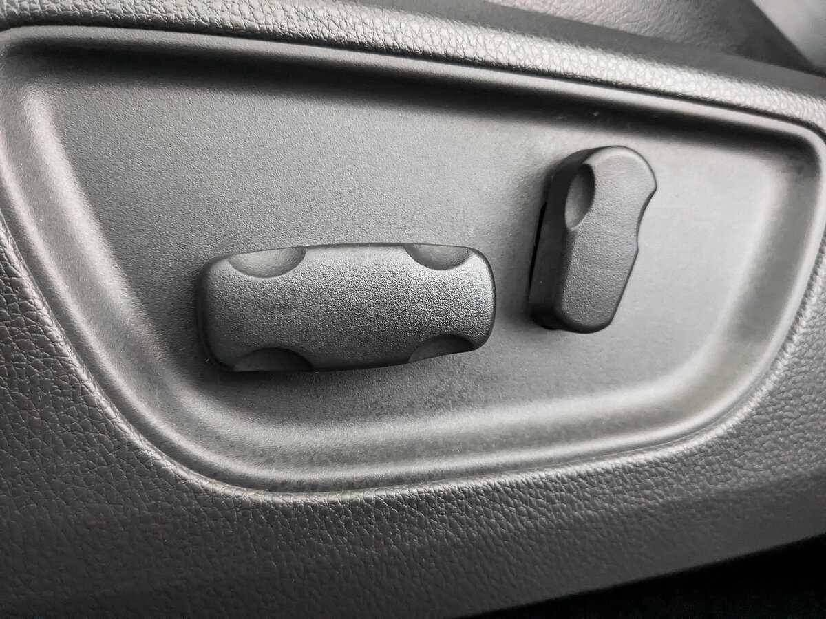 Купить Mitsubishi Montero Sport с пробегом. Фото: #23