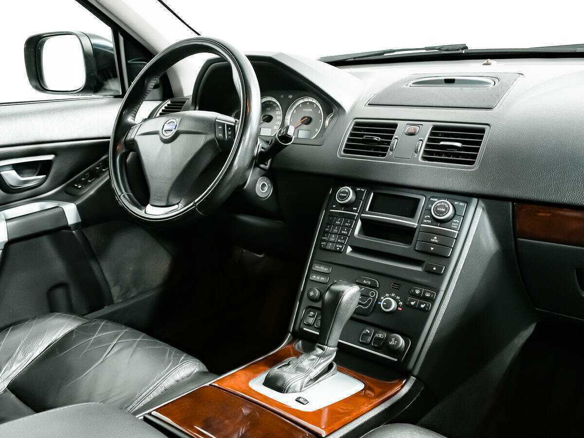 Купить Volvo XC90 с пробегом. Фото: #8