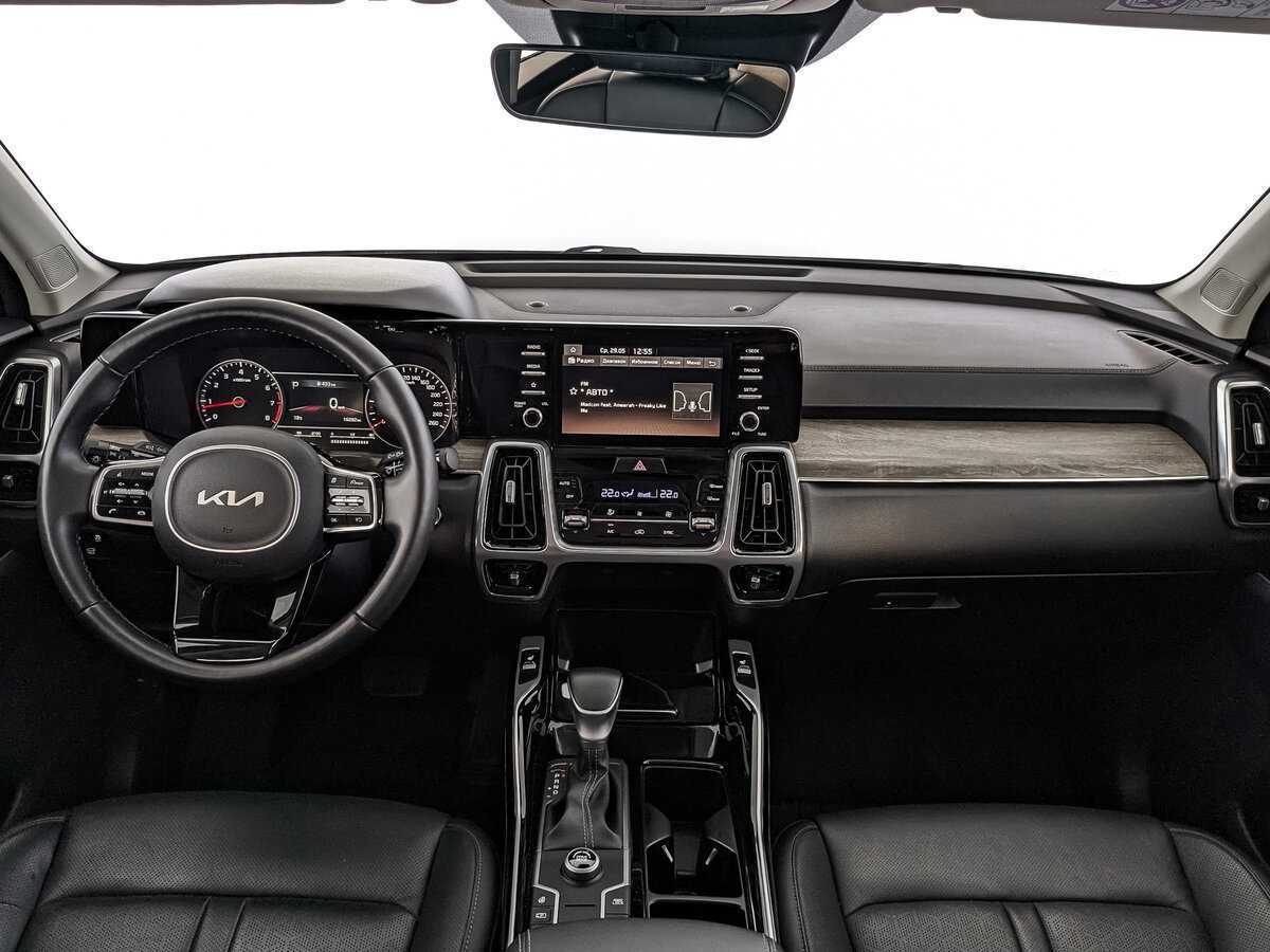 Купить Kia Sorento с пробегом. Фото: #9