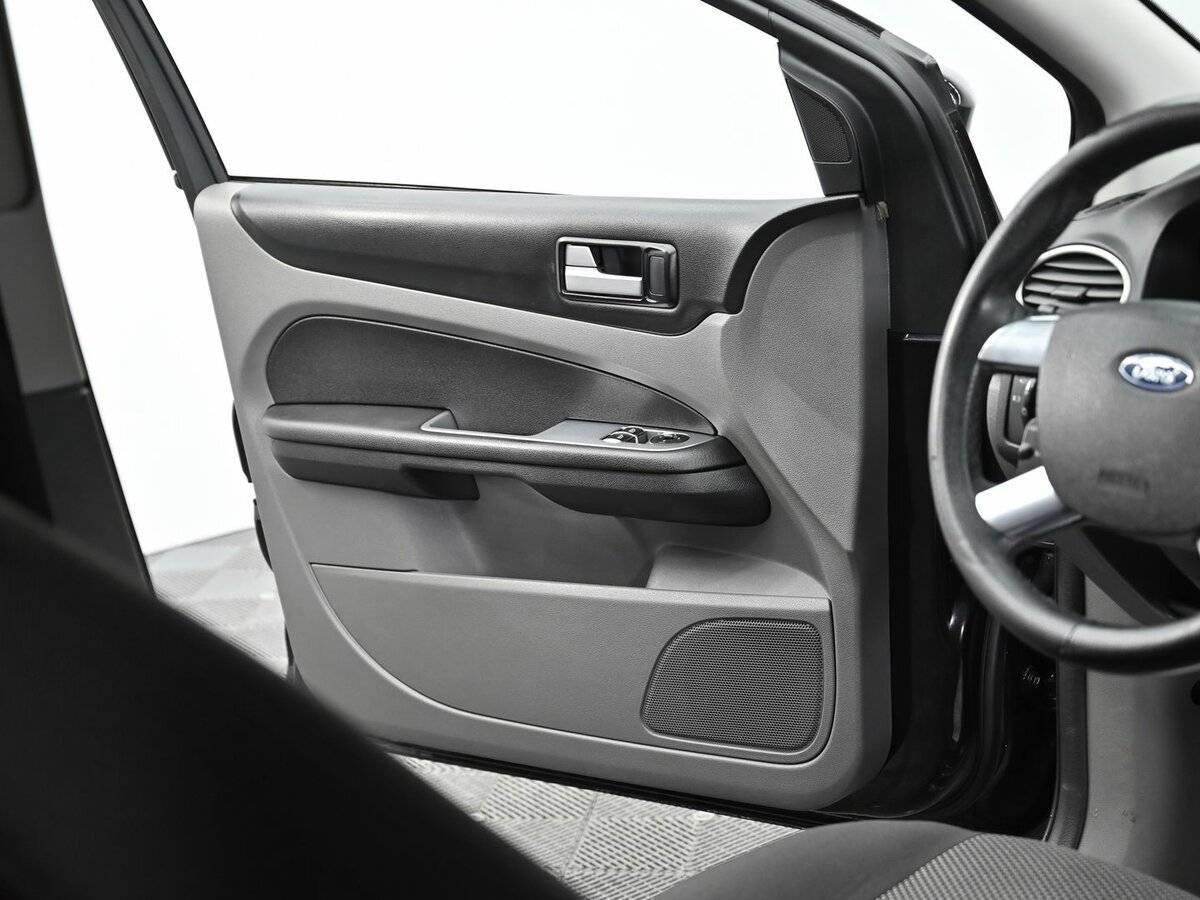 Купить Ford Focus с пробегом. Фото: #6