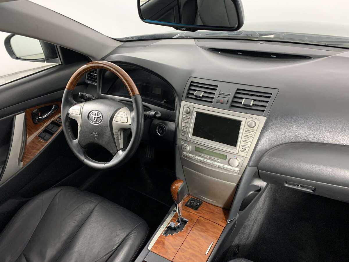 Купить Toyota Camry с пробегом. Фото: #7