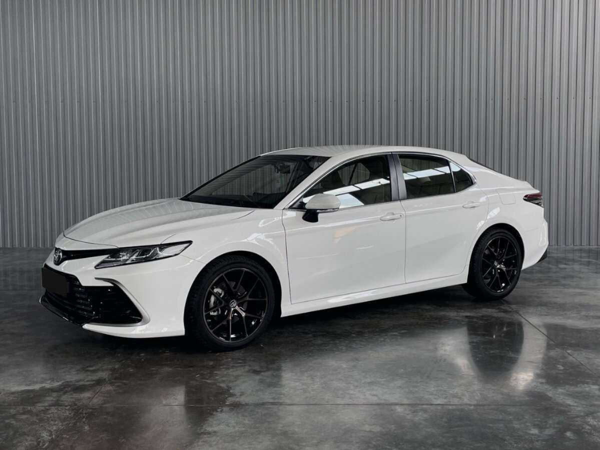 Купить Toyota Camry с пробегом. Посмотреть фото