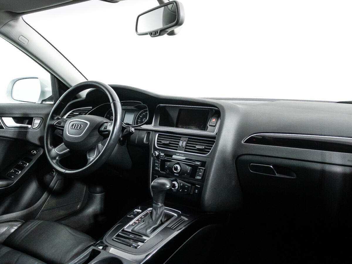 Купить Audi A4 с пробегом. Фото: #8