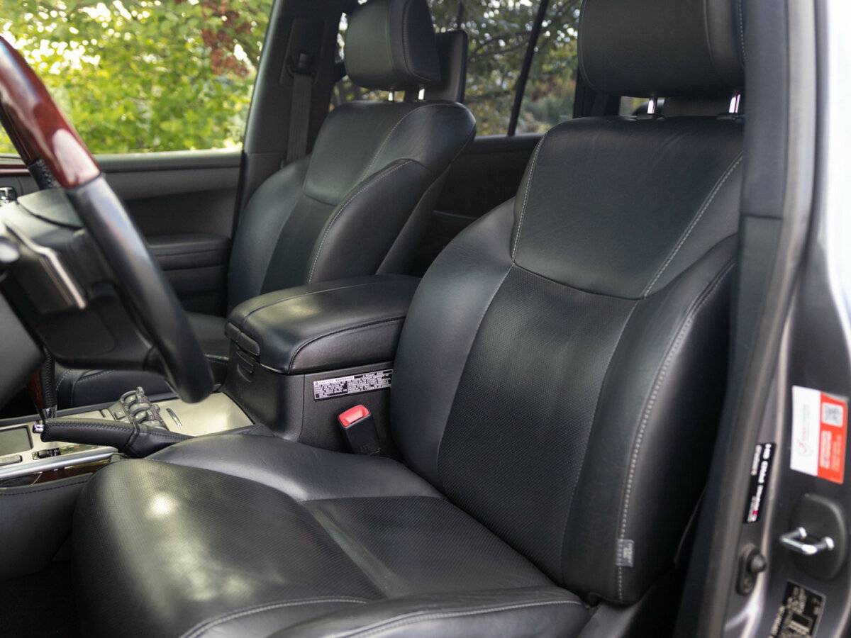 Купить Lexus LX с пробегом. Фото: #21