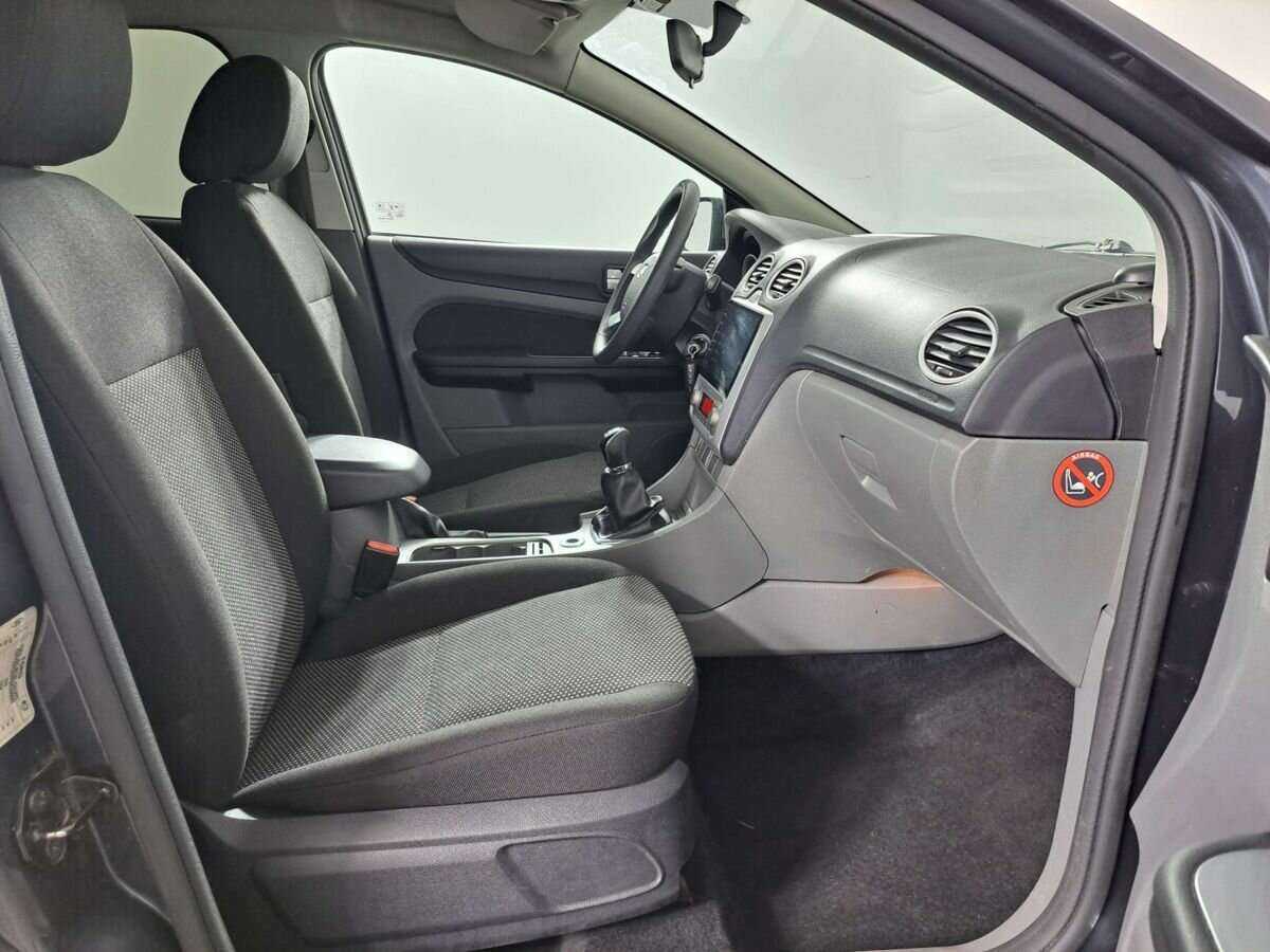 Купить Ford Focus с пробегом. Фото: #8