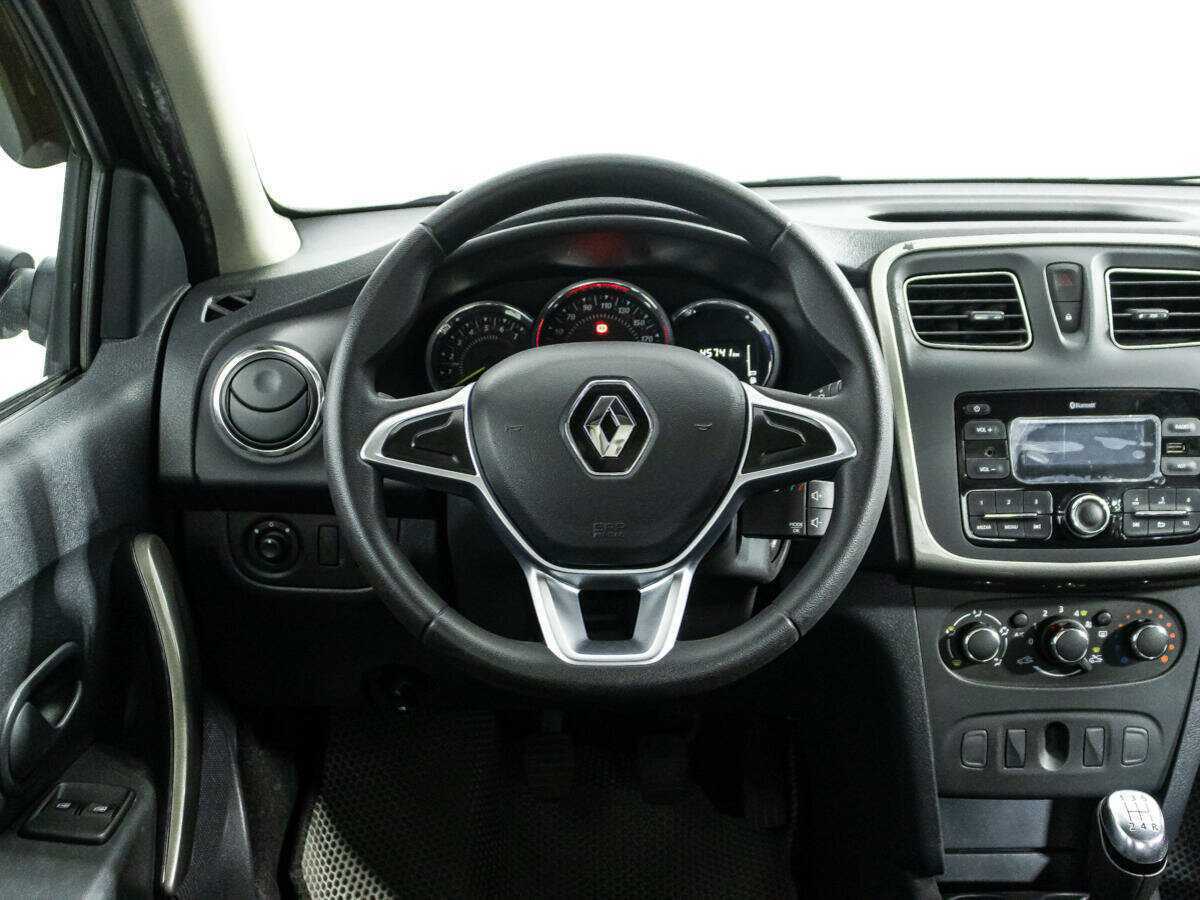 Купить Renault Logan с пробегом. Фото: #15