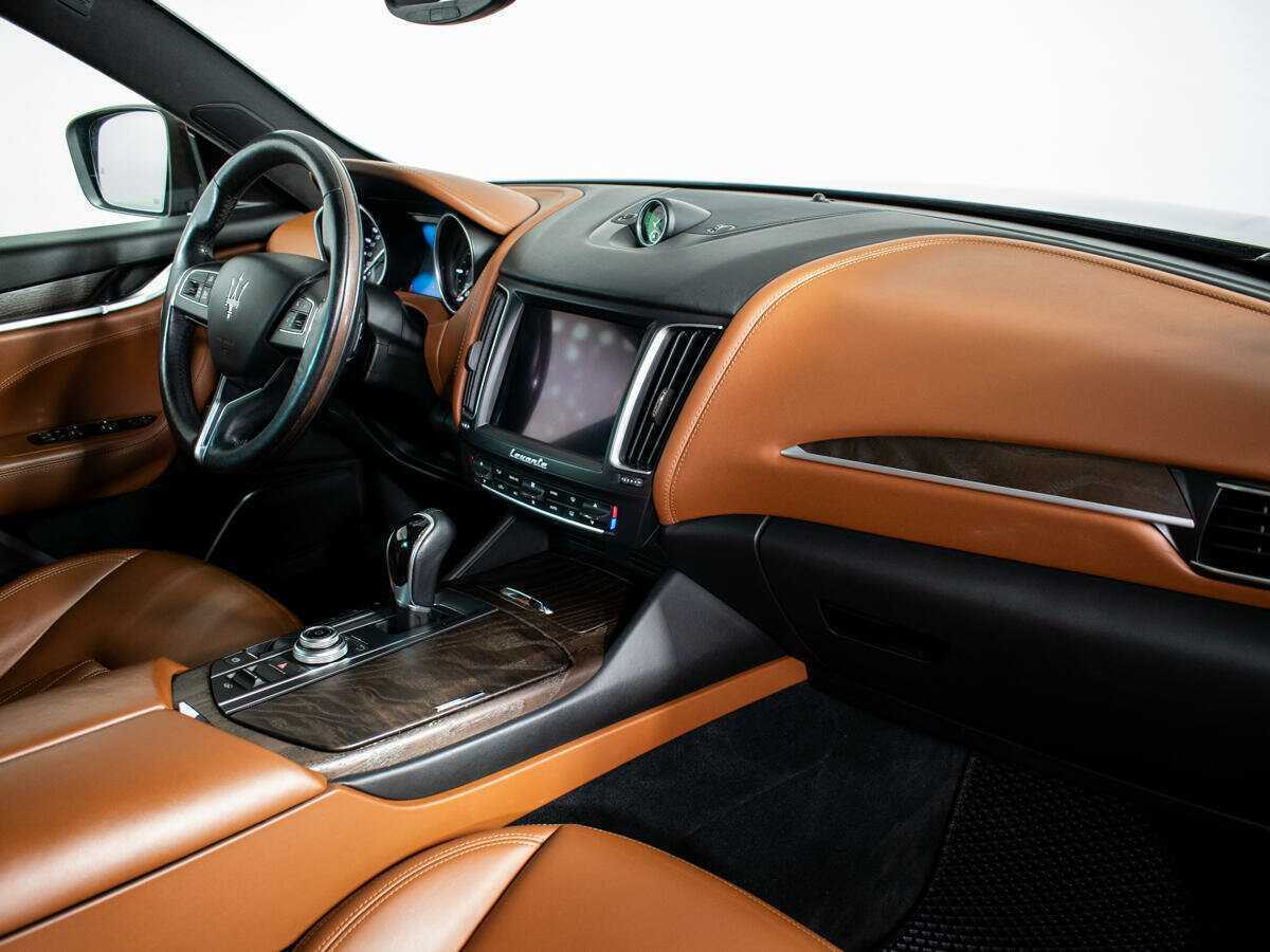 Купить Maserati Levante с пробегом. Фото: #6