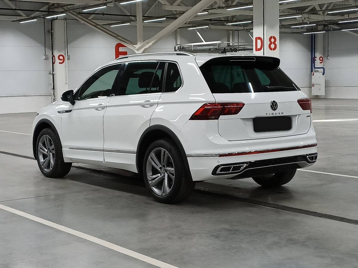 Купить Volkswagen Tiguan с пробегом. Фото: #6
