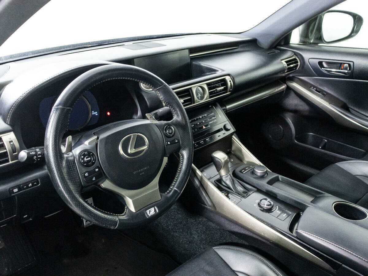 Купить Lexus IS с пробегом. Фото: #10