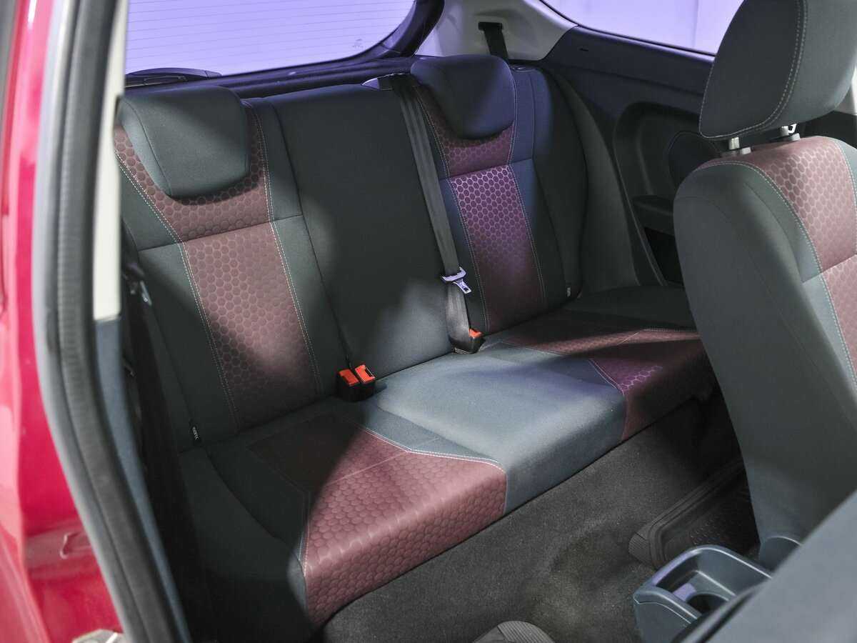 Купить Ford Fiesta с пробегом. Фото: #12