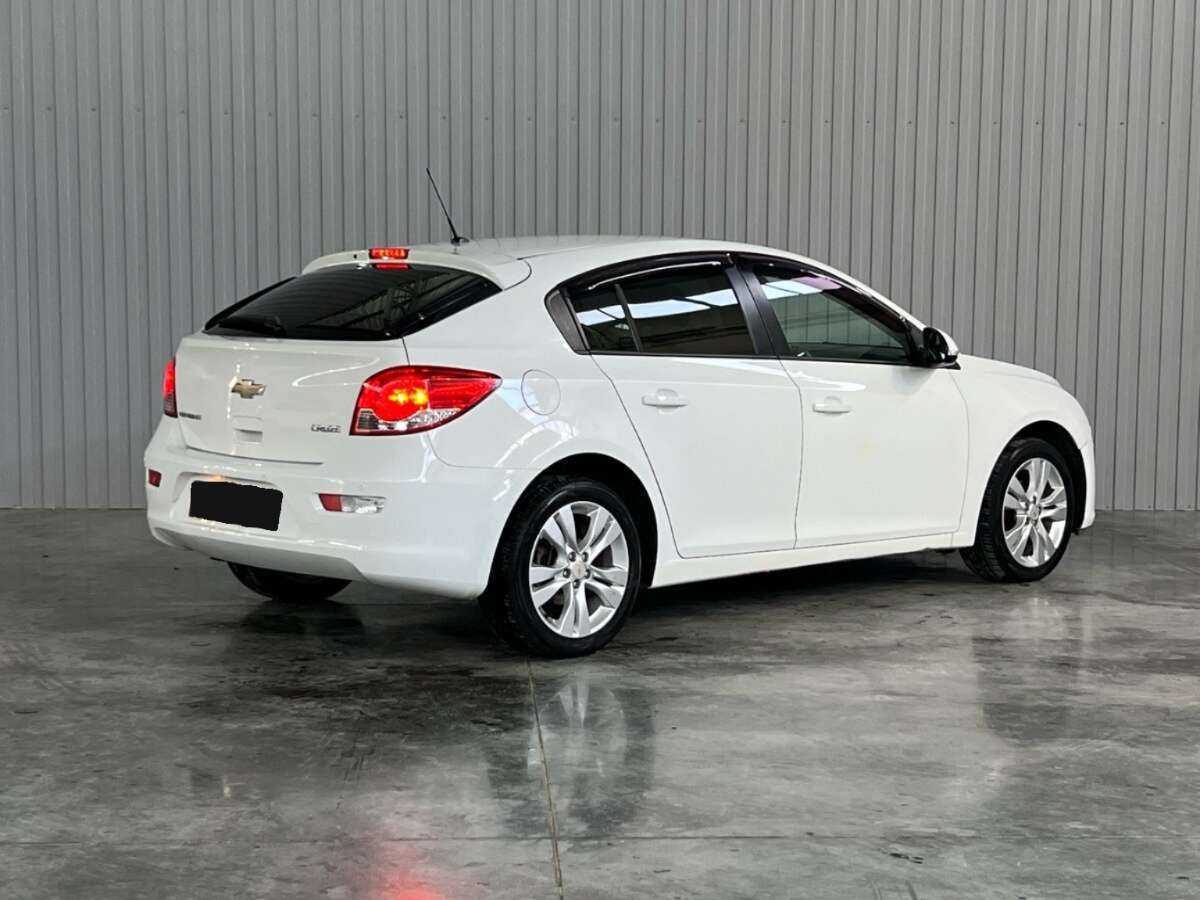 Купить Chevrolet Cruze с пробегом. Фото: #6