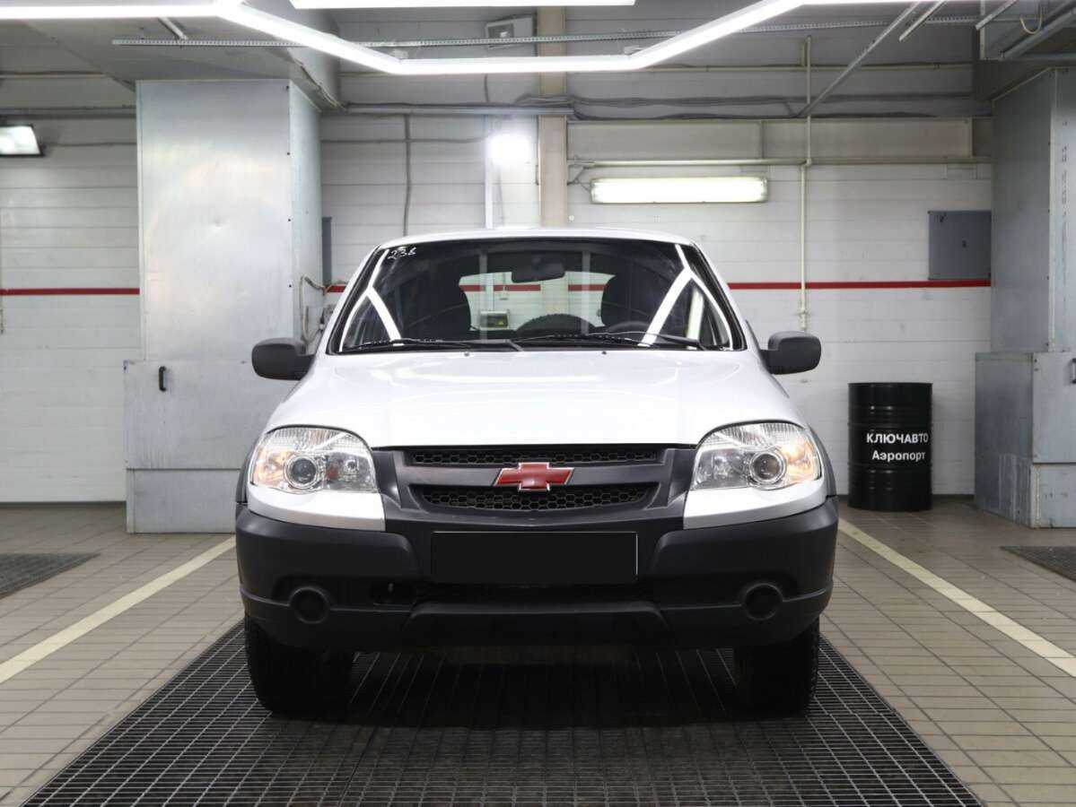 Купить Chevrolet Niva с пробегом. Фото: #2
