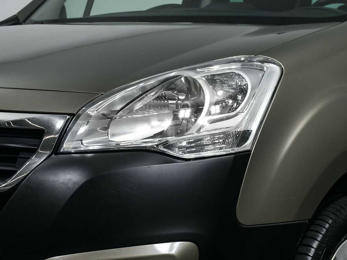 Купить Peugeot Partner с пробегом. Фото: #11