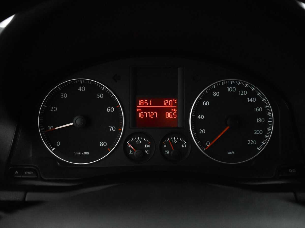 Купить Volkswagen Golf с пробегом. Фото: #10