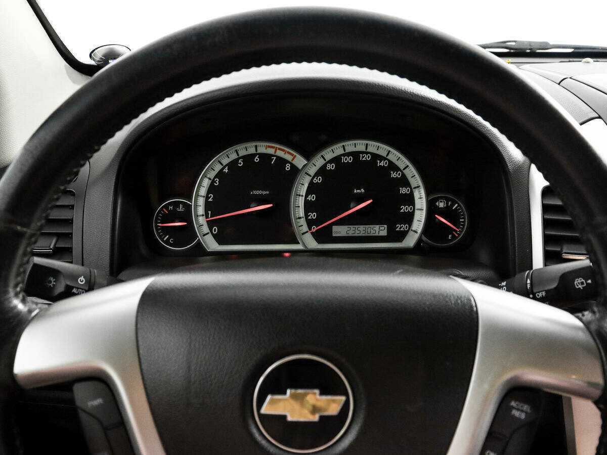 Купить Chevrolet Captiva с пробегом. Фото: #16